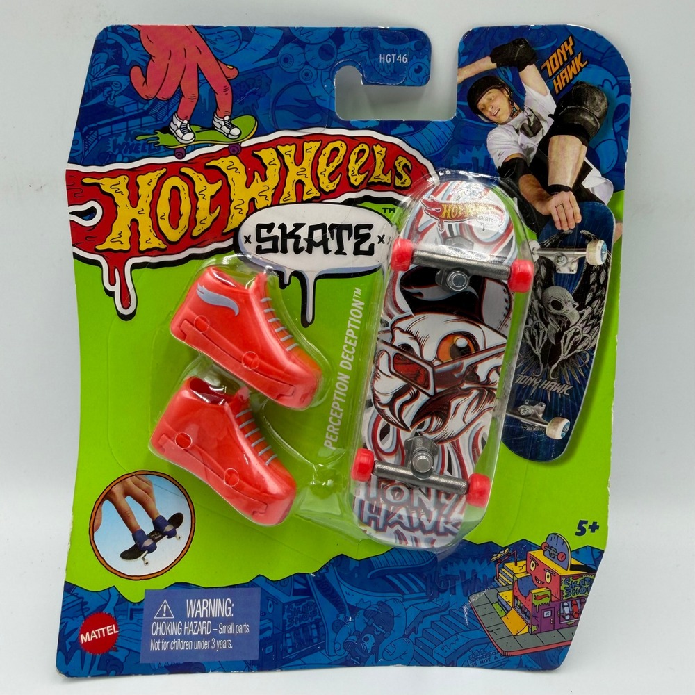 Hot Wheels Skate Tony Hawk Perception Deception Fingerboard with Shoes HGT46 NEW